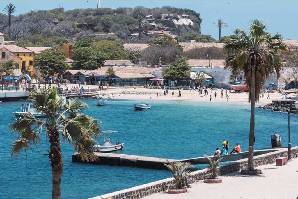 Symboles et Mystères sur les quatre îles qui entourent Dakar